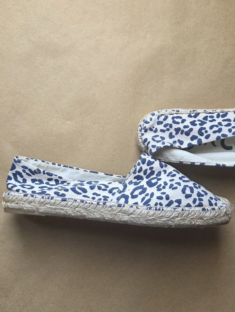 Sam Elderman Verona Slip-on Espadrille Blue & Cream Leopard Print Size 8